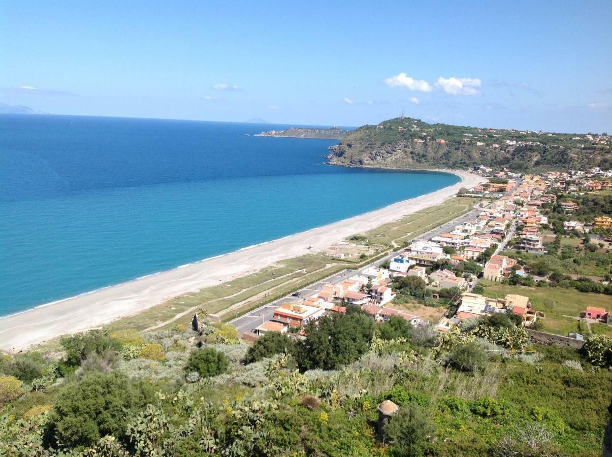 La Casa Del Nonno Bed & Breakfast Milazzo Luaran gambar