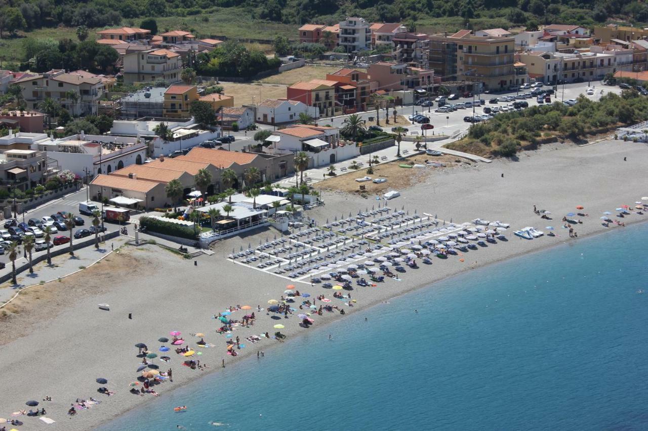 La Casa Del Nonno Bed & Breakfast Milazzo Luaran gambar